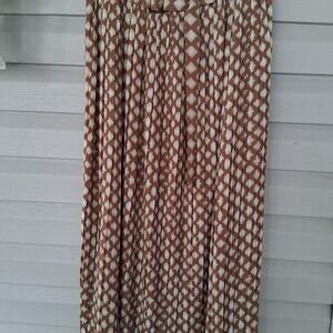 ALICE BLUE PLEATED SKIRT-SIZE LARGE